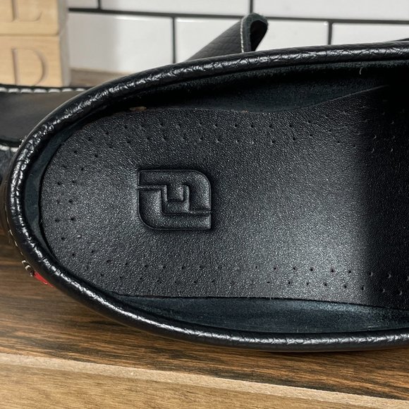 FootJoy Club Casuals Mens Sz 8.5 Shoes Black Leather Moc Toe Comfort Loafers main image 4